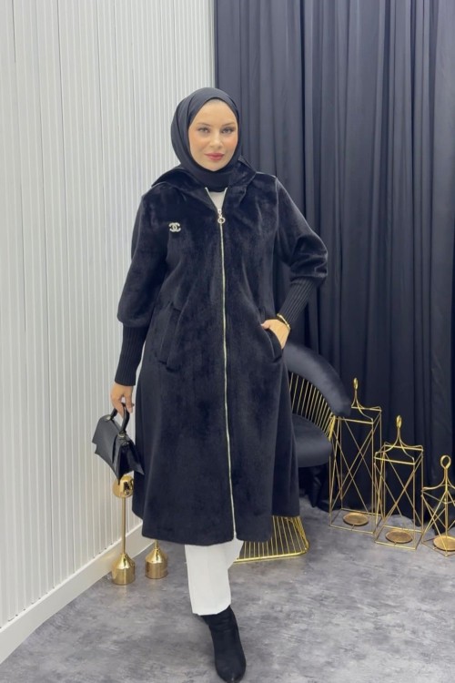 Broşlu Angora Kaban Siyah